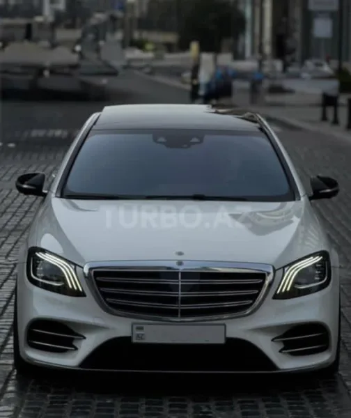 Mercedes S 500